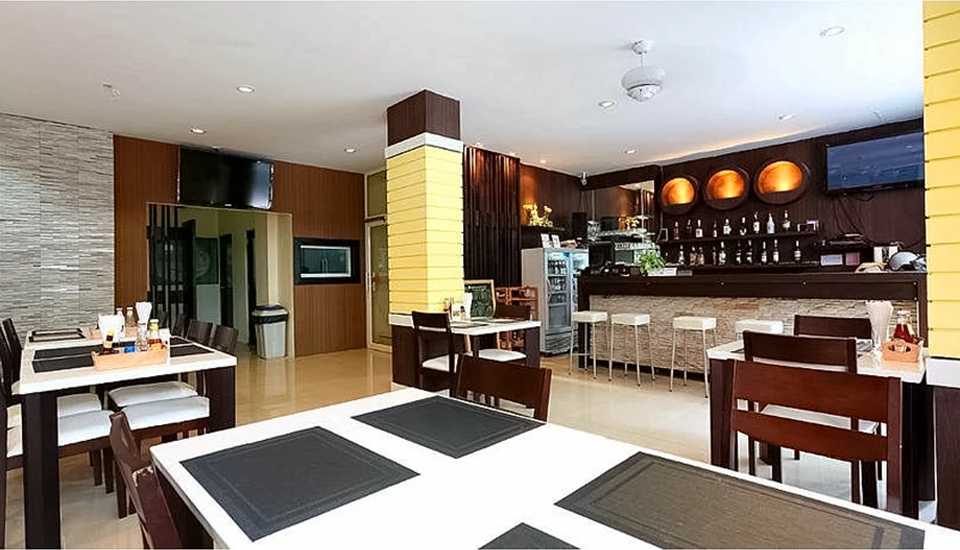 هتل ات هوم بوتیک پوکت